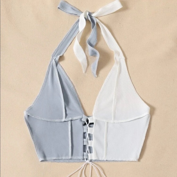 COLOUR BLOCK LACE UP FRONT HALTER TOP - Picture 4 of 13